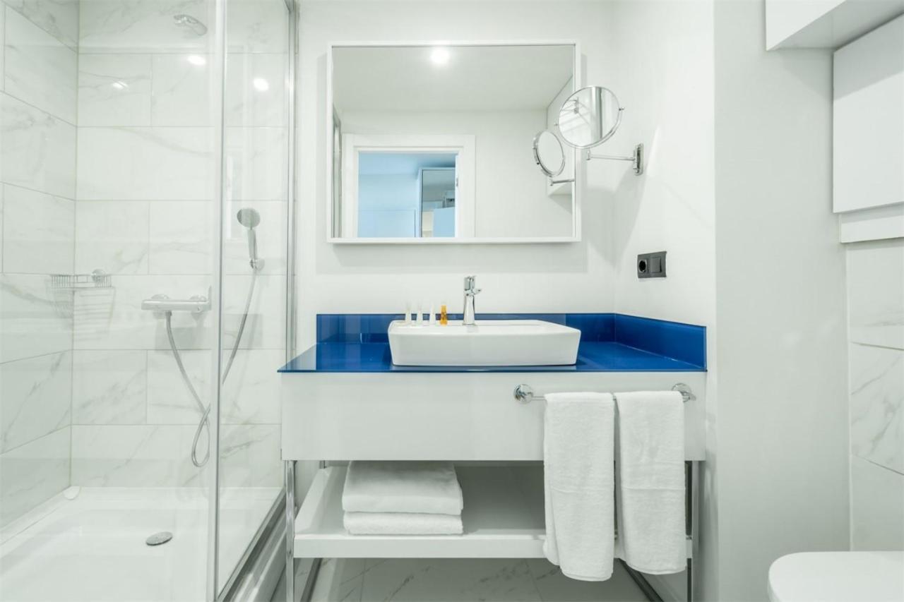 Orbi City Sea View Apartments บาทูมิ ภายนอก รูปภาพ
