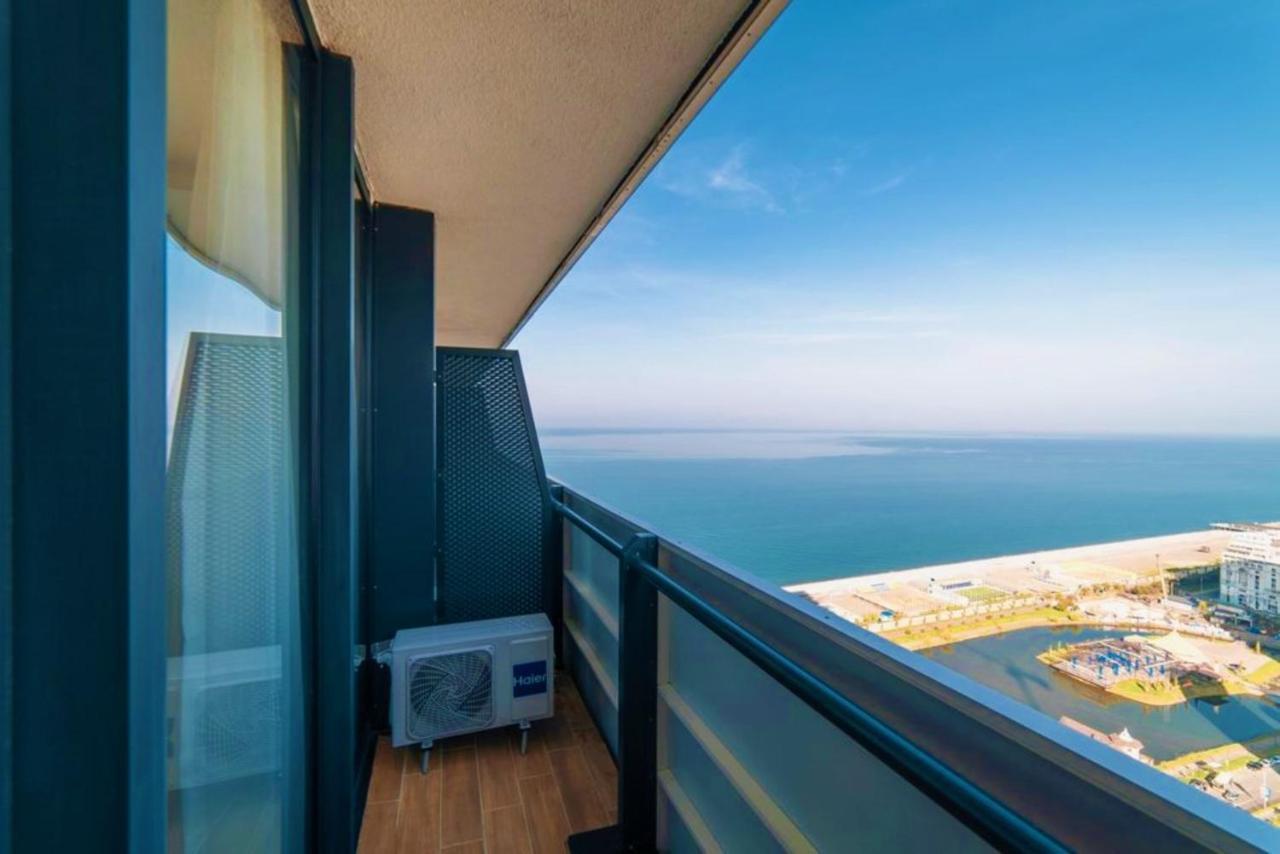 Orbi City Sea View Apartments บาทูมิ ภายนอก รูปภาพ