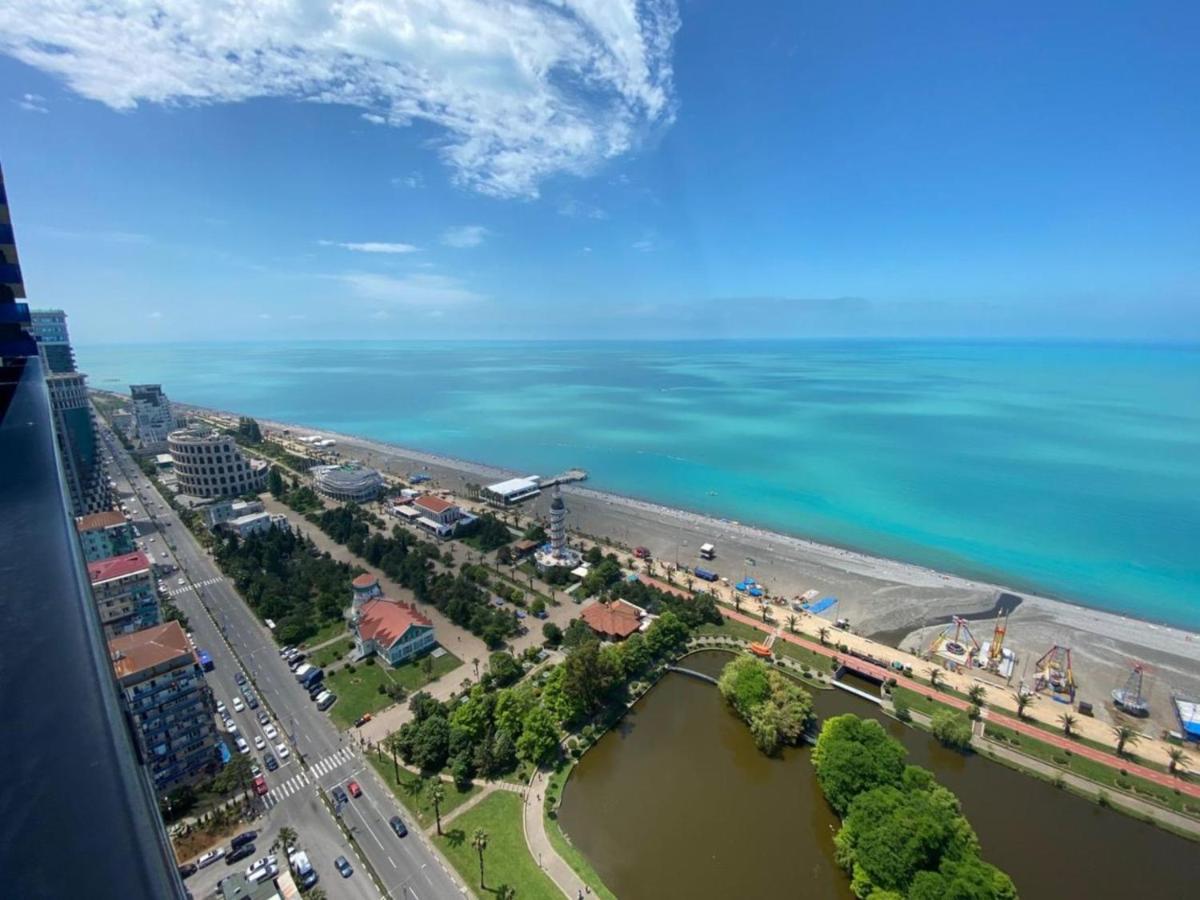 Orbi City Sea View Apartments บาทูมิ ภายนอก รูปภาพ