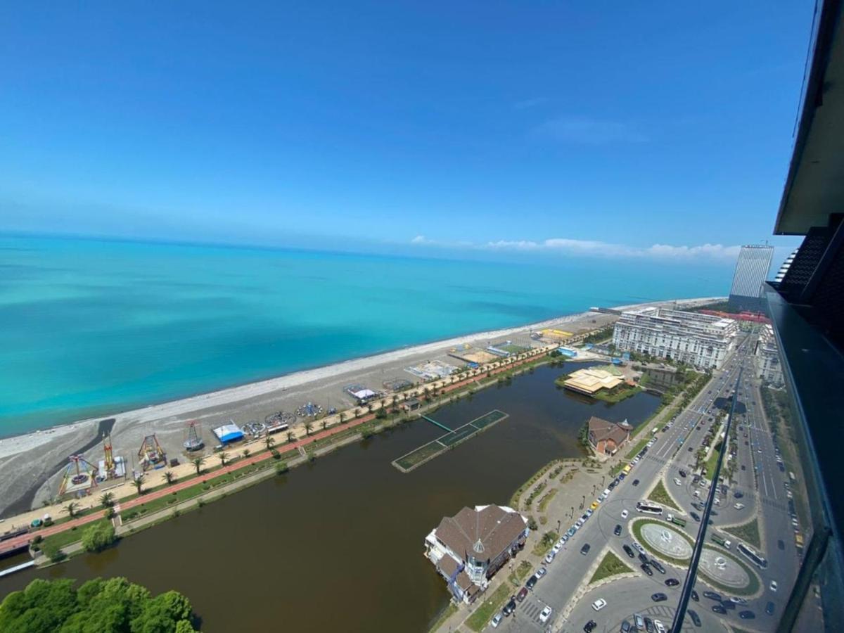 Orbi City Sea View Apartments บาทูมิ ภายนอก รูปภาพ